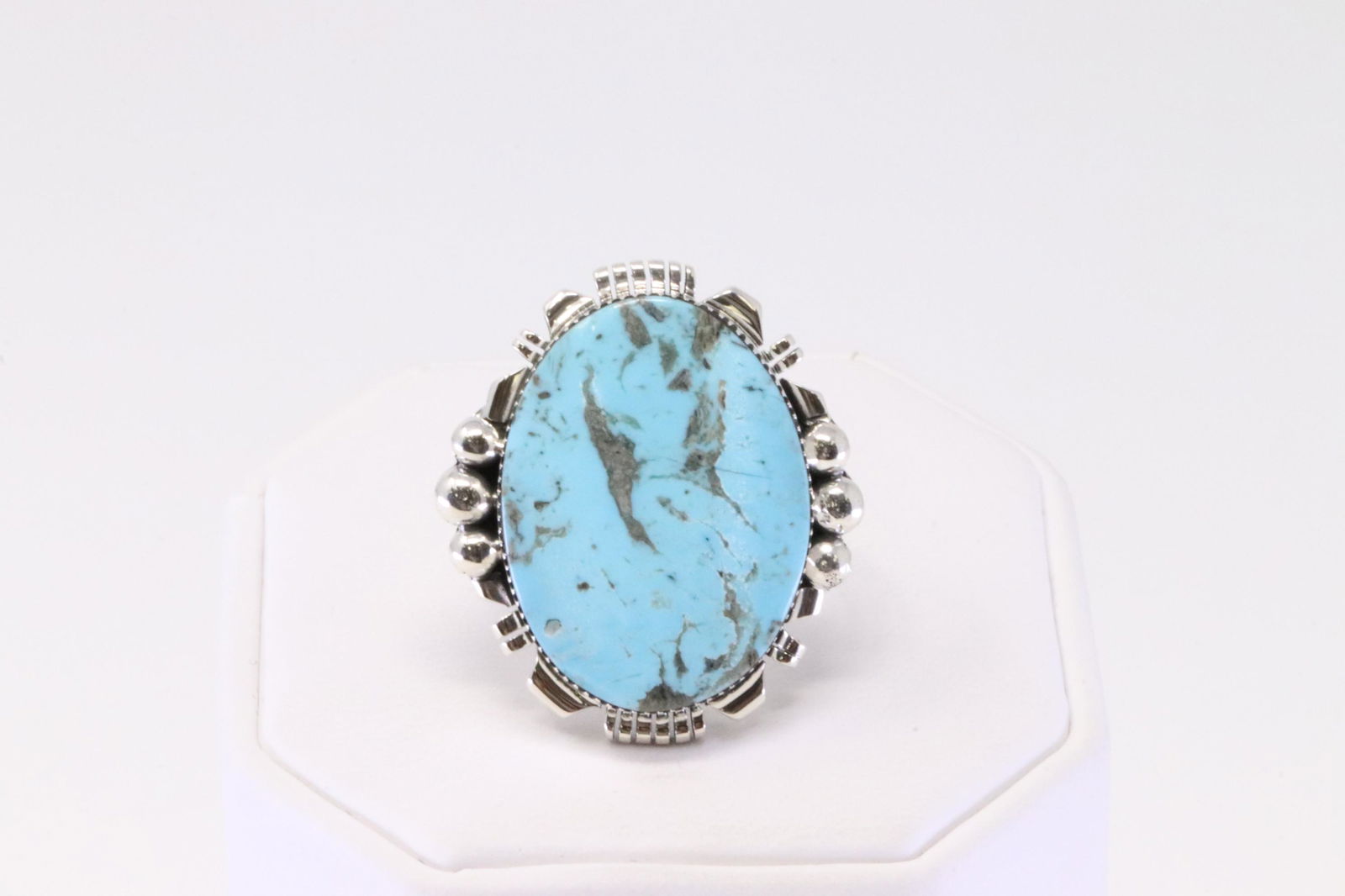 Native American Navajo Handmade Sterling Silver Turquoise Ring By Mike Smith.: This is a Native American Navajo Handmade Sterling Silver Turquoise Ring By Mike Smith. Ring size: 8.50.