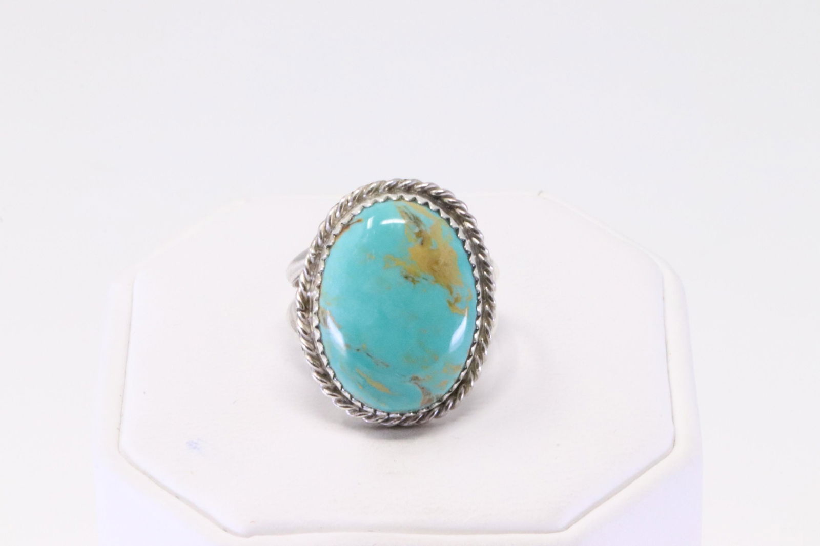 Native American Navajo Handmade Sterling Silver Turquoise Ring. (1 of 4)