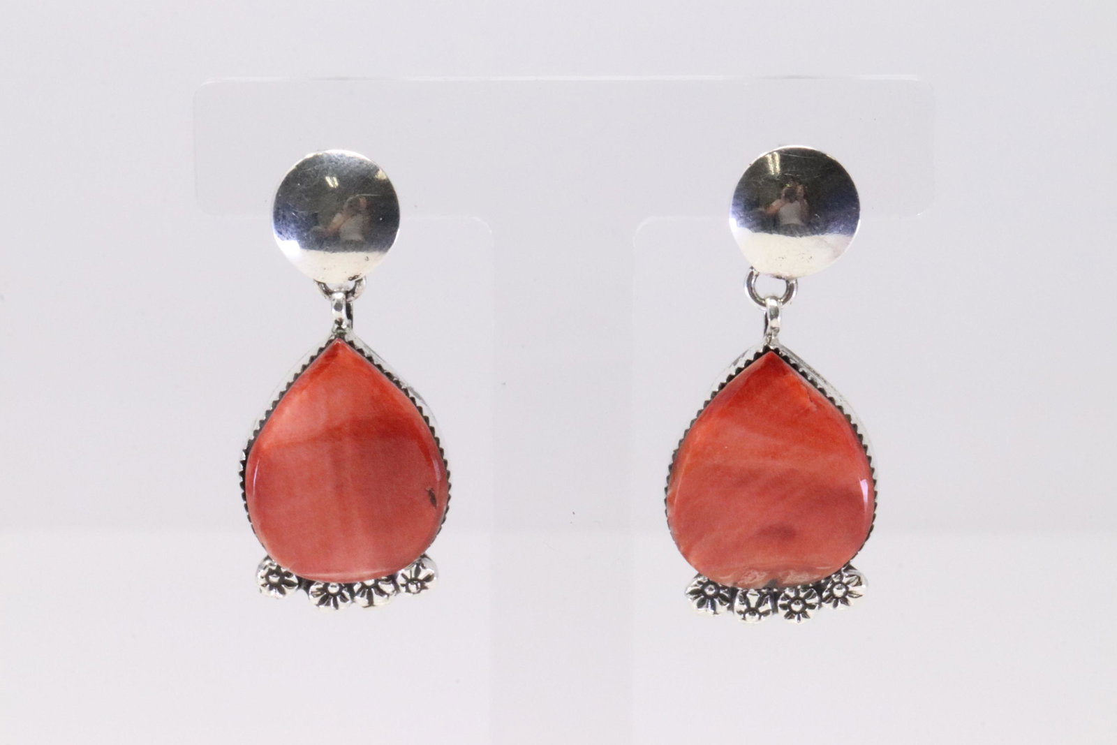 Native America Navajo Handmade Sterling Silver Spiny Oyster Post Earring's By Selina Warner.: This is a Native America Navajo Handmade Sterling Silver Spiny Oyster Post Earring's By Selina Warner.