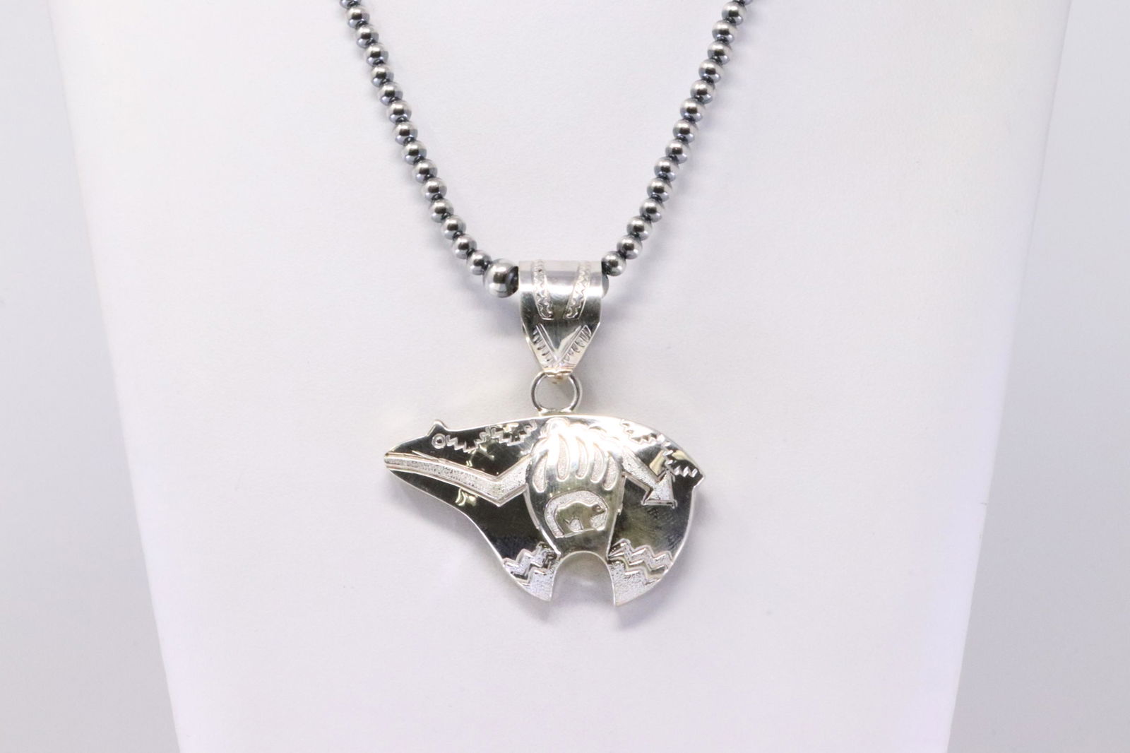 Native America Navajo Handmade Sterling Silver Bear Pendant & Beaded Necklace By A.Mariano. (1 of 4)