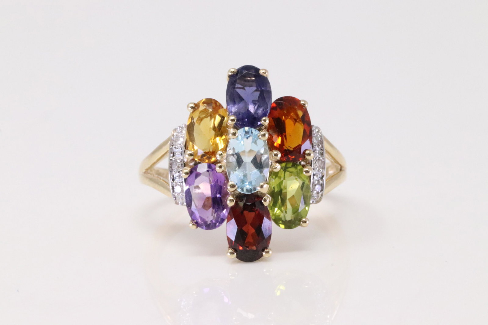 14Kt Yellow Gold Mutil-Color / Diamond Ring. (1 of 4)