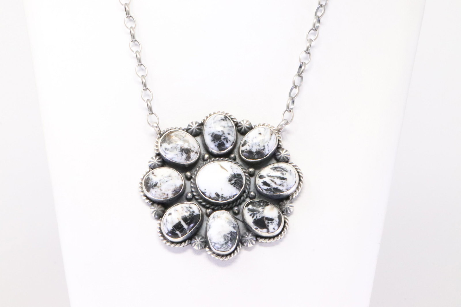 Native America Navajo Handmade Sterling Silver White Buffalo Necklace By Jeff James.: This is a Native America Navajo Handmade Sterling Silver White Buffalo Necklace By Jeff James. Necklace length: 16.00"