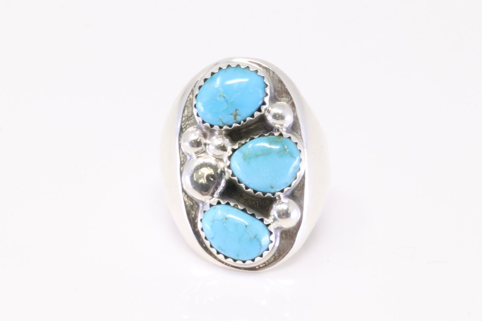 Native American Navajo Handmade Sterling Silver Turquoise Ring. (1 of 4)
