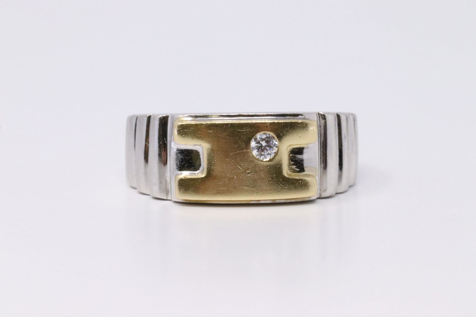 14Kt White & Yellow Diamond Ring. (1 of 4)