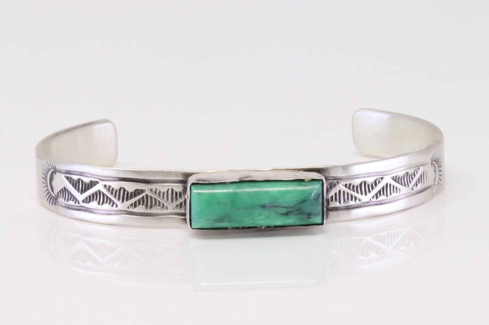 Native America Navajo Handmade Sterling Silver Variscite Gemstone Bracelet By Rick Enriquez. (1 of 4)