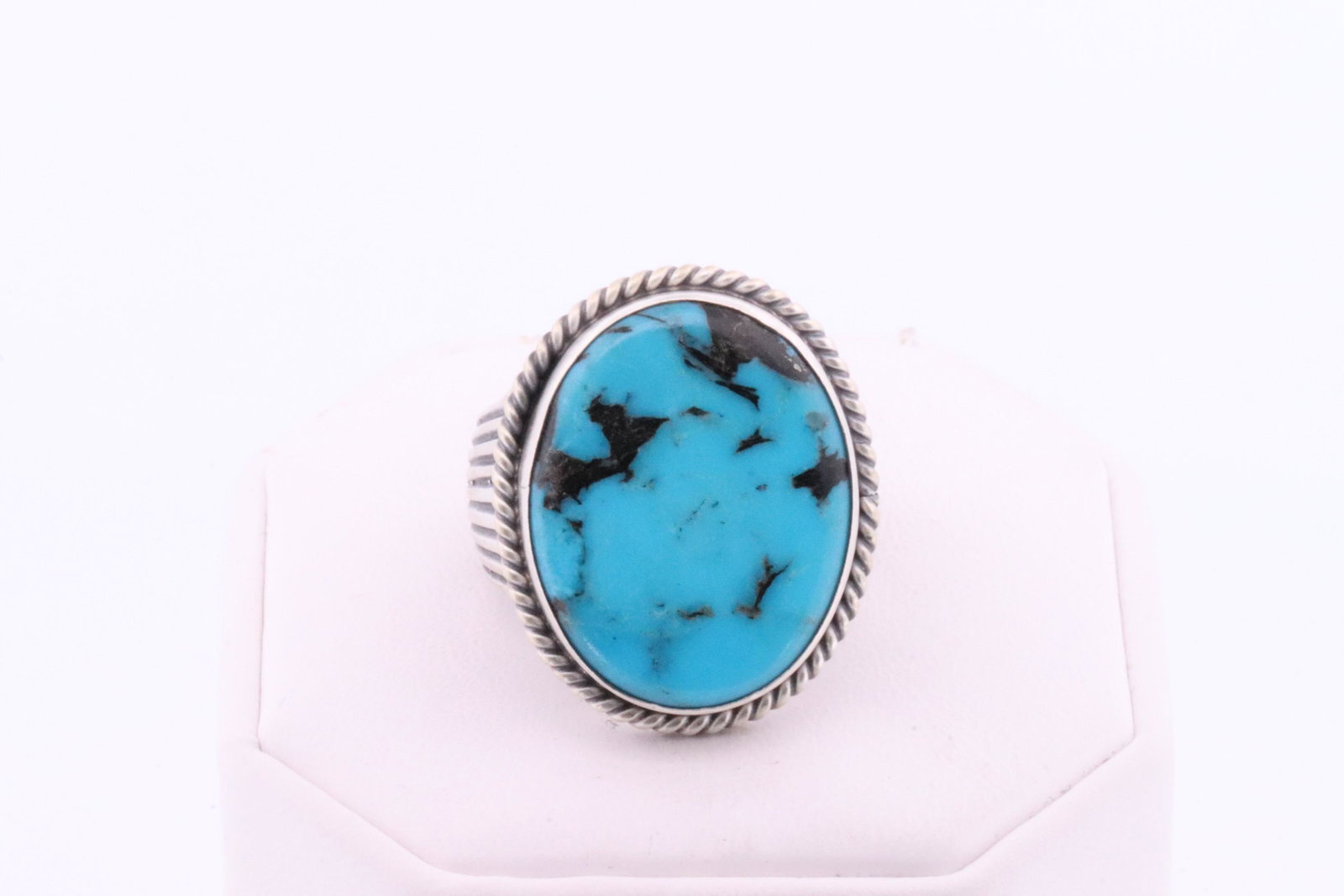 Native America Navajo Handmade Sterling Silver Turquoise Ring By Samuel Yellowhair.: This is a Native America Navajo Handmade Sterling Silver Turquoise Ring By Samuel Yellowhair. Ring size: 7.25.