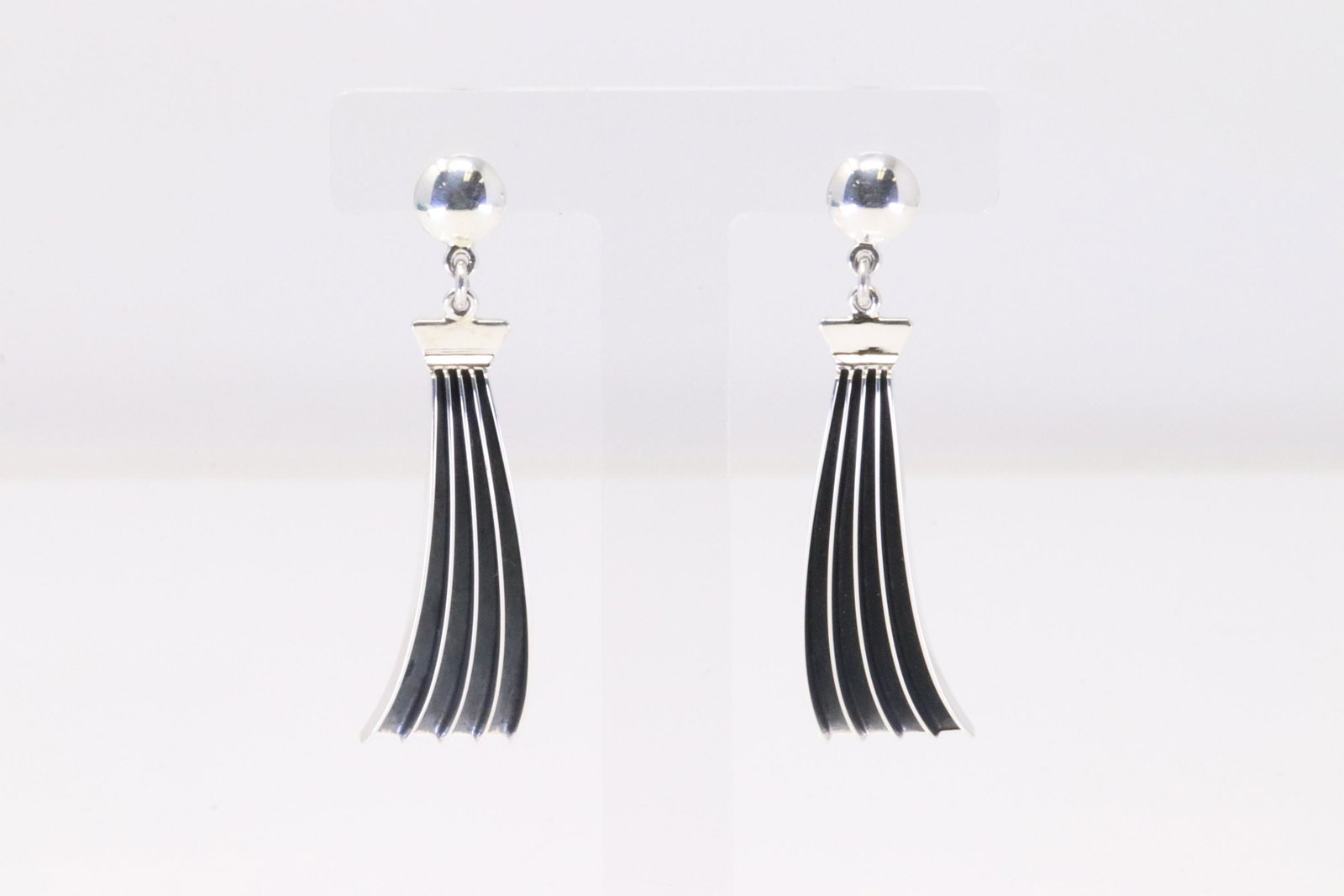 Native America Navajo Handmade Sterling Silver Wave Post Earring's By James Bahe.: This is a Native America Navajo Handmade Sterling Silver Wave Post Earring's By James Bahe.