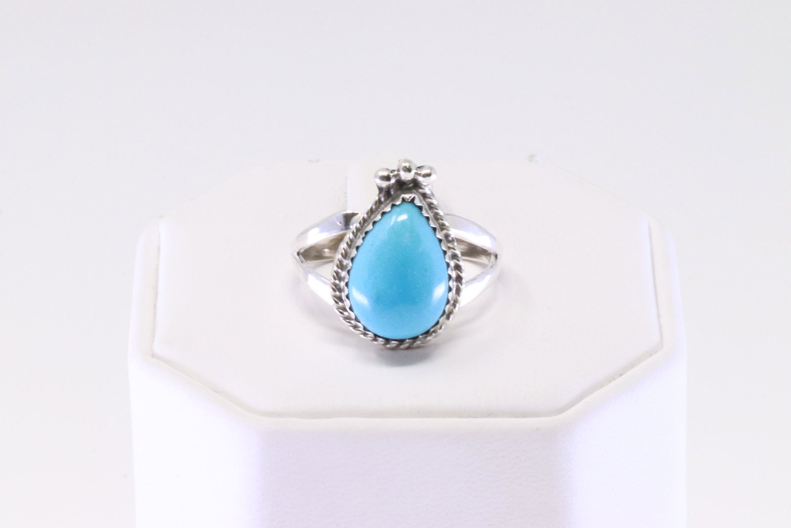 Native America Navajo Handmade Sterling Silver Turquoise Ring By Paige Gordan.: This is a Native America Navajo Handmade Sterling Silver Turquoise Ring By Paige Gordan. Ring size: 8.50.