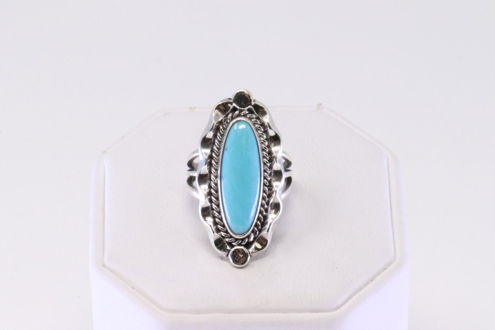 Native America Navajo Handmade Sterling Silver Turquoise Ring By Samuel Yellowhair.: This is a Native America Navajo Handmade Sterling Silver Turquoise Ring By Samuel Yellowhair. Ring size: 5.75.