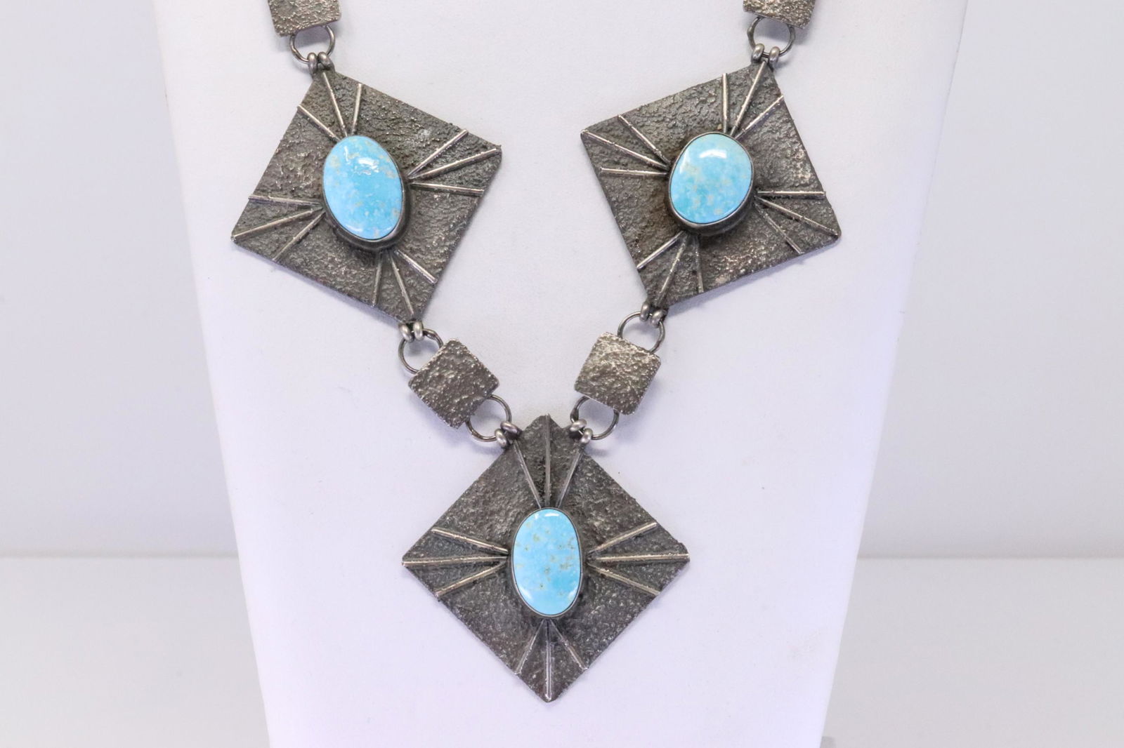 Native American Navajo Sterling Silver Turquoise Necklace By B Lee. (1 of 5)