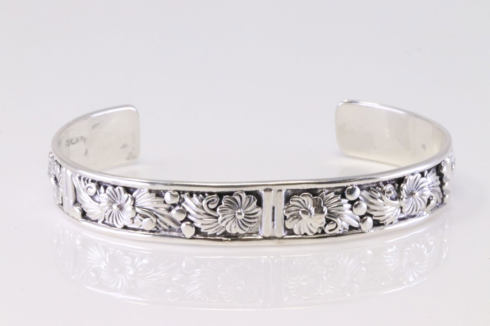 Native American Navajo Sterling Silver FloralBracelet Cuff  By Tom Dinetso. (1 of 4)