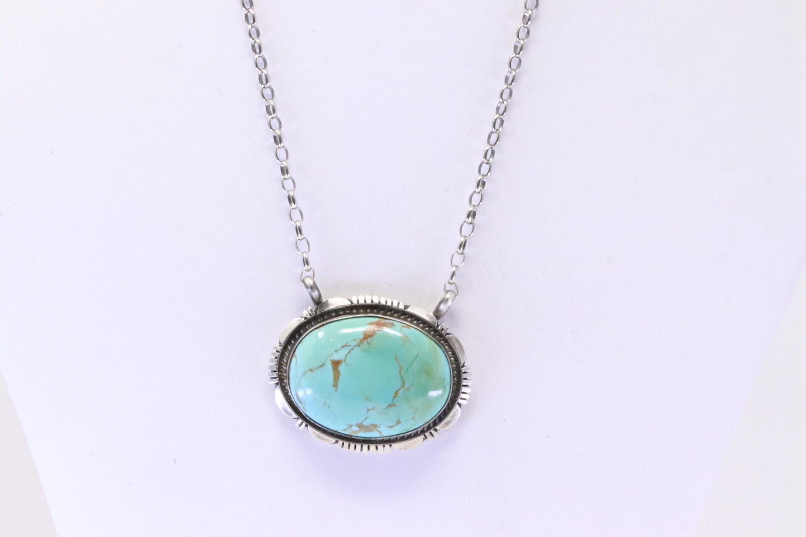 Native American Navajo Sterling Silver Kingman Turquoise Necklace By Alfred Martinez.: This is a Native American Navajo Sterling Silver Kingman Turquoise Necklace By Alfred Martinez. Necklace length: 16.00"