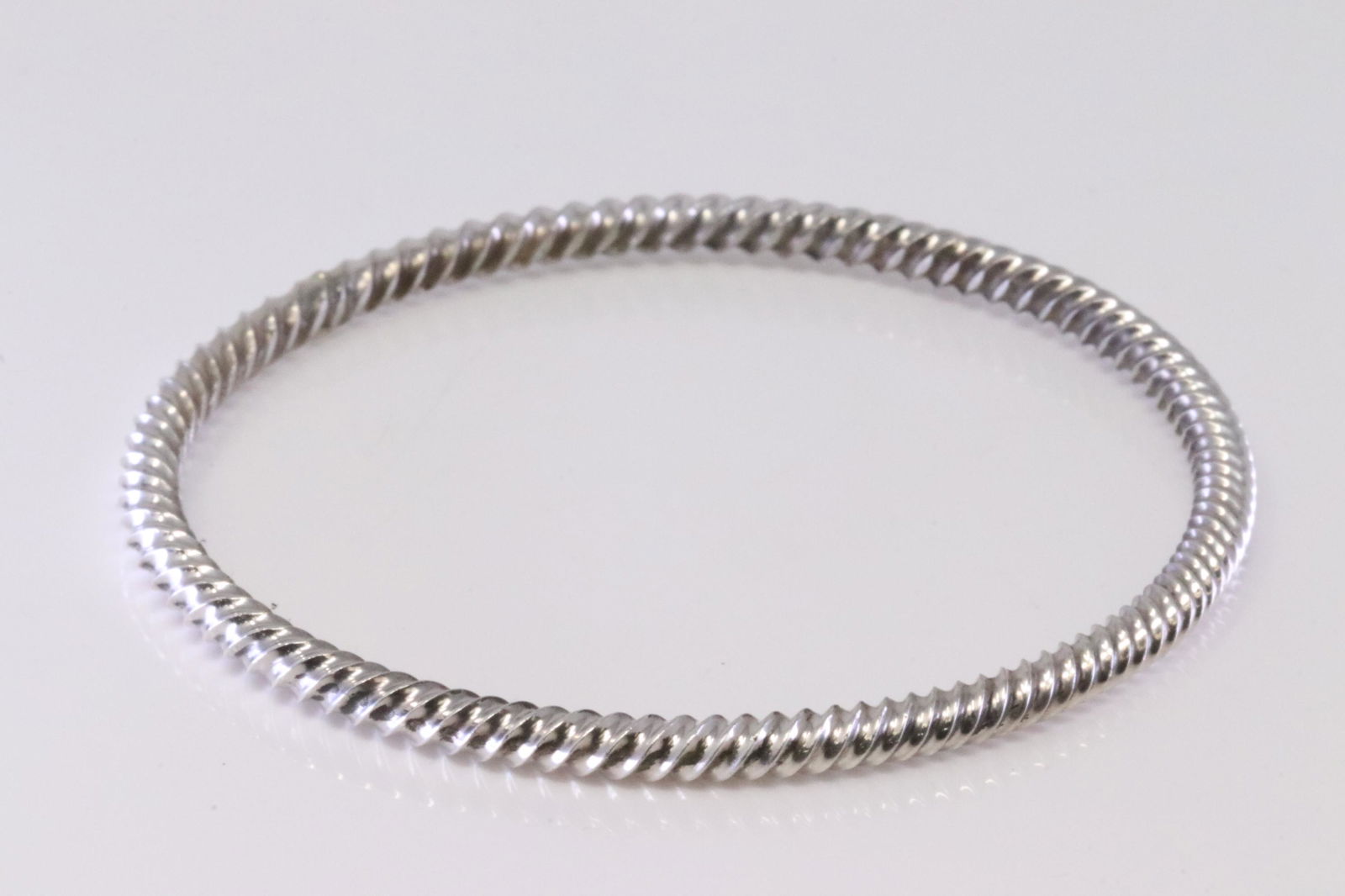Native America Navajo Sterling Silver Bangle Bracelet Cuff By Elaine Tahe. (1 of 3)