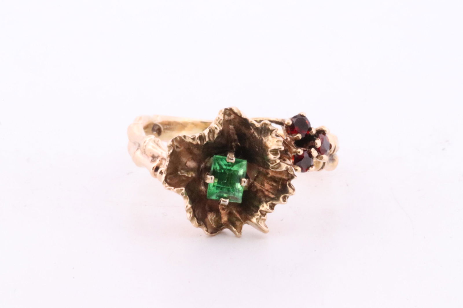 Ladies Vintage Green Tourmaline and Granet Ring (1 of 4)