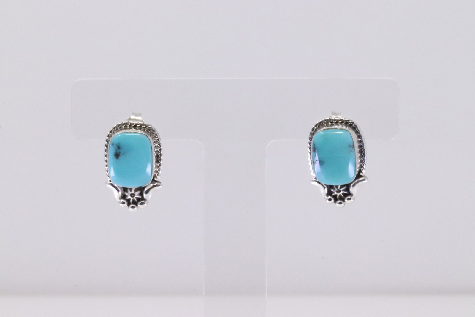 Native America Navajo Sterling Silver Turquoise Post Earring's By Etta Larry.: This is a Native America Navajo Sterling Silver Turquoise Post Earring's By Etta Larry.