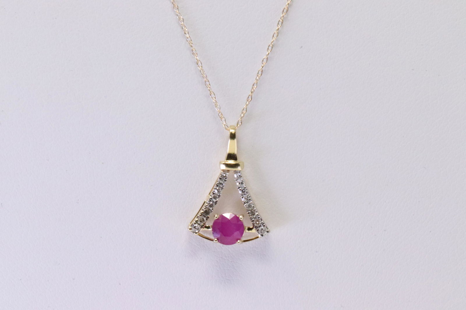 Ruby & Diamond Necklace 10Kt. (1 of 4)