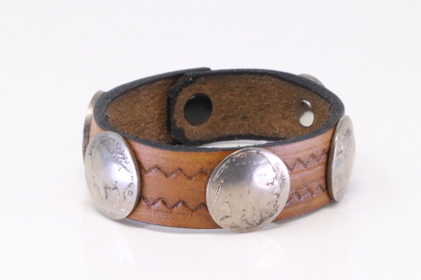 Native America Navajo Sterling Silver Buffalo Nickel Leather Bracelet. (1 of 4)