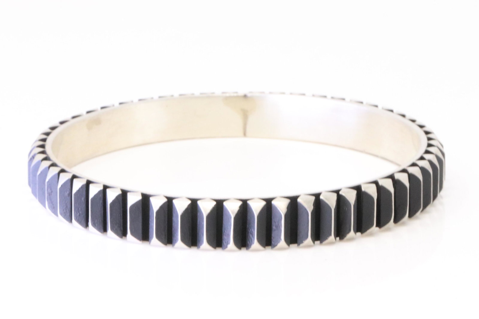 Native America Navajo Sterling Silver Bangle Bracelet Cuff By Leander Tahe. (1 of 4)