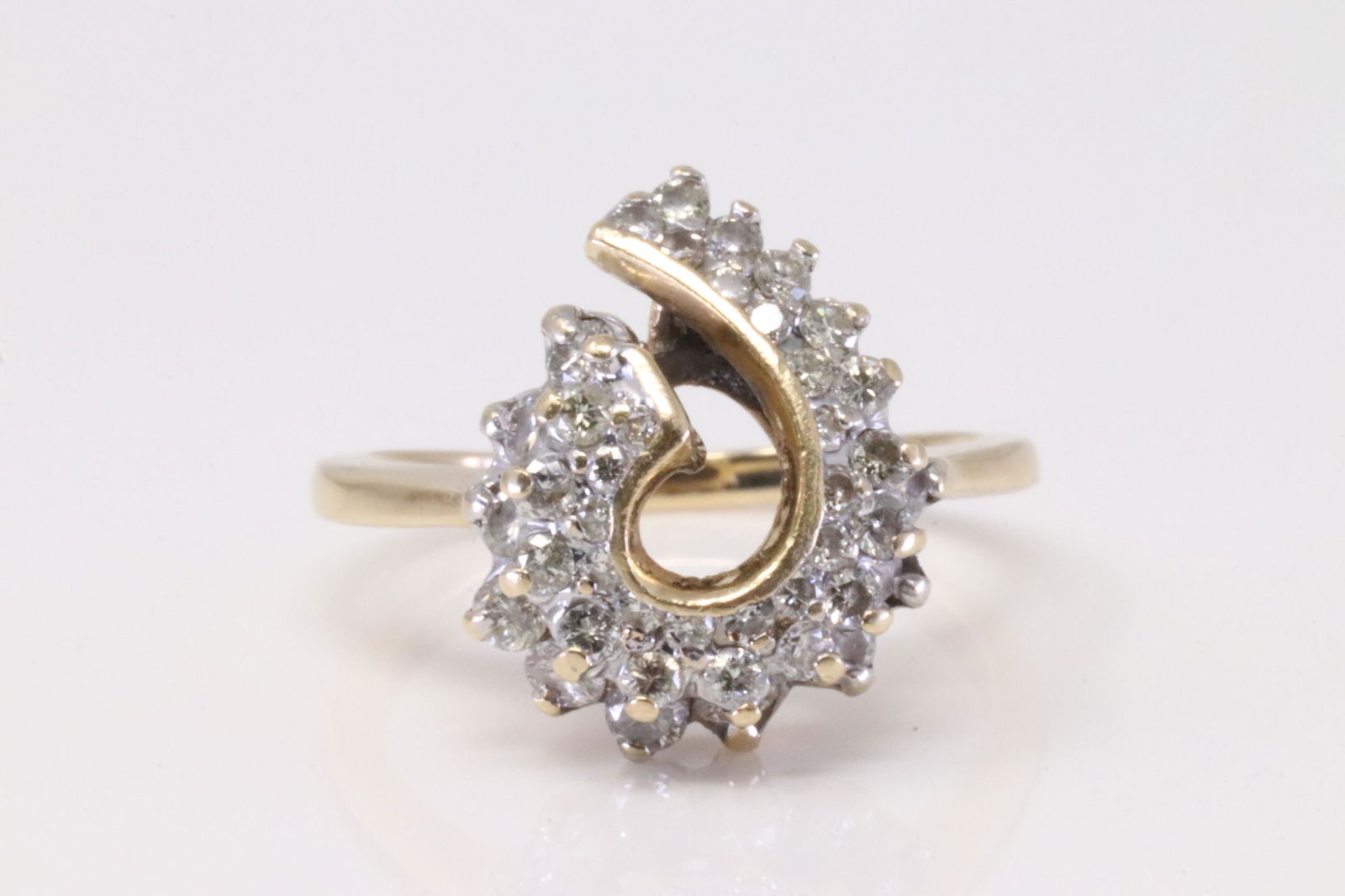 Ladies Yellow Gold Diamond Ring 14Kt. (1 of 4)