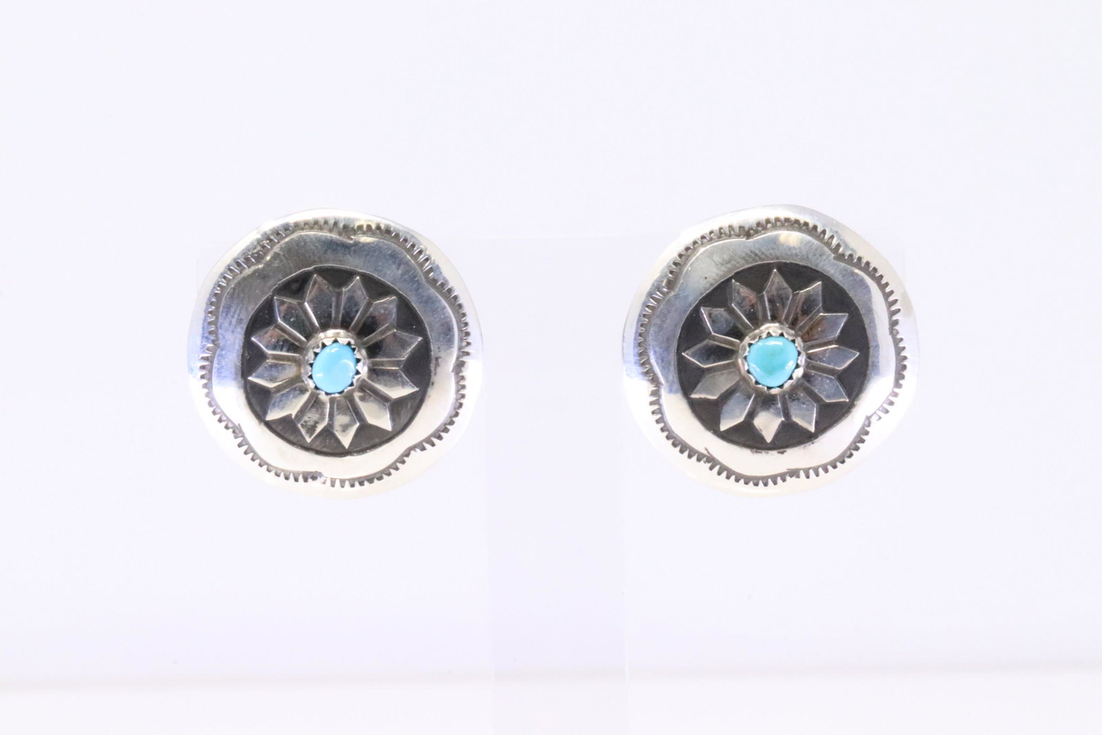 Native America Navajo Sterling Silver Turquoise Post Earring's By Mary Tom.: This is a Native America Navajo Sterling Silver Turquoise Post Earring's By Mary Tom.