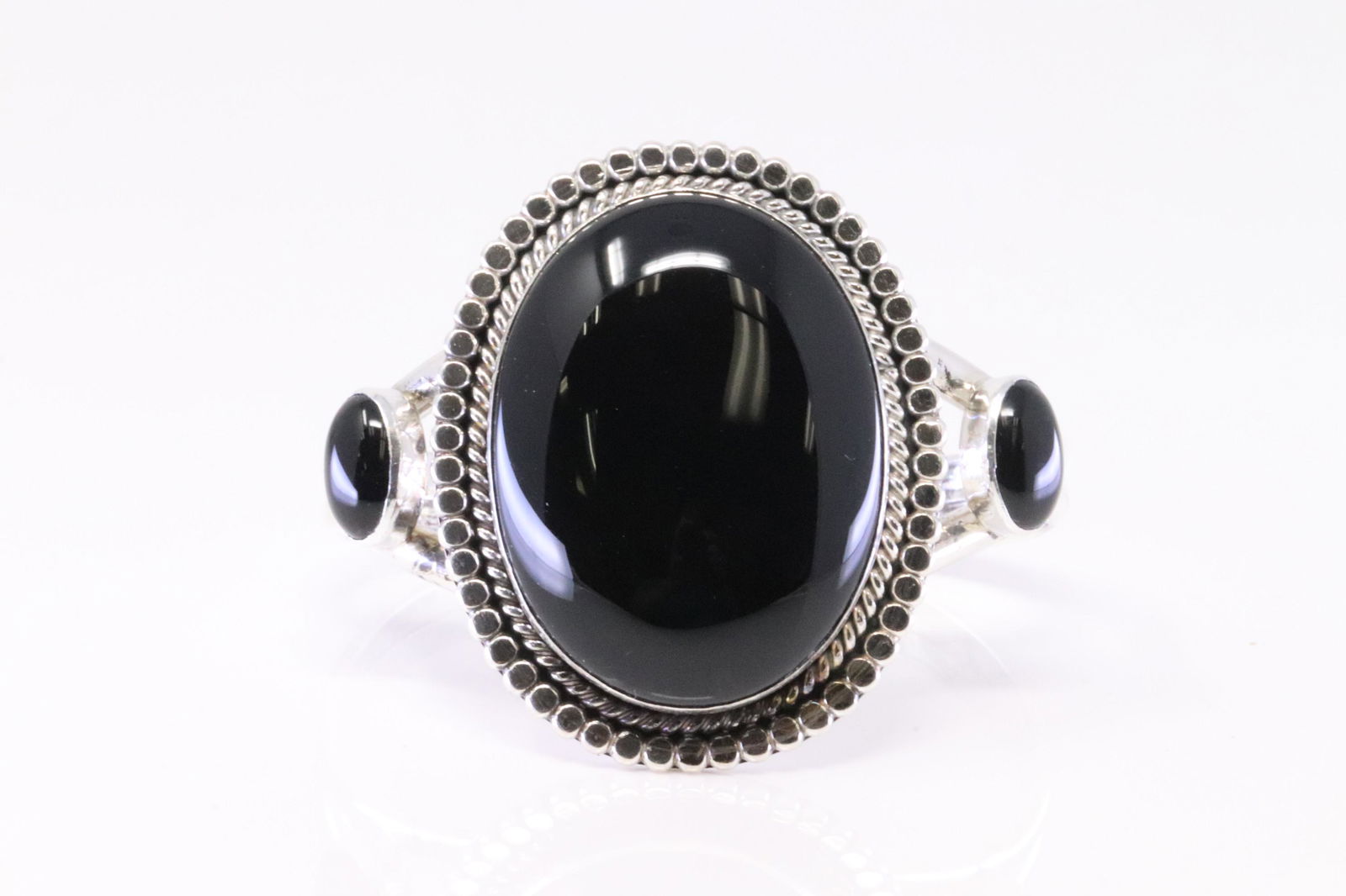 Native America Navajo Sterling Silver Black Onyx Bracelet Cuff By Daniel Benally. (1 of 4)