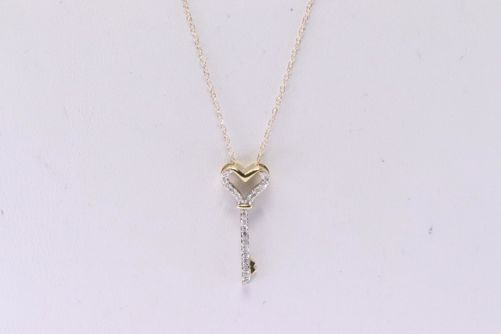 Diamond Heart Key Pendant & Necklace. (1 of 4)