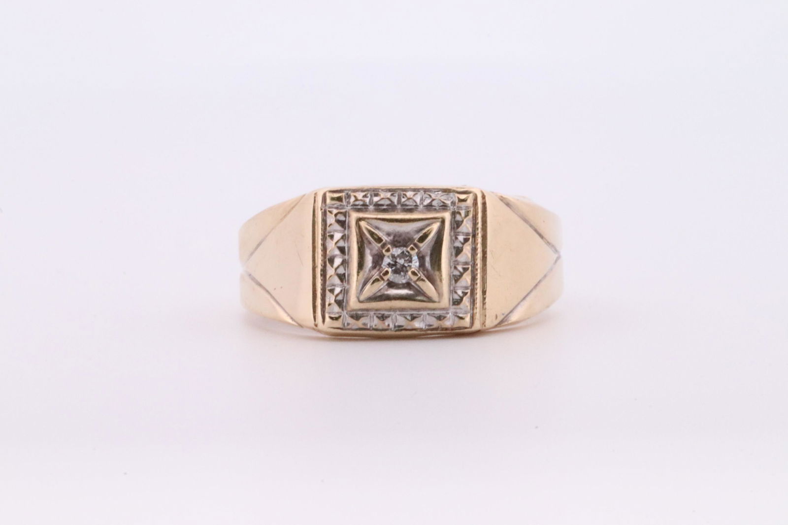 Mens Diamond Ring 10Kt. (1 of 4)