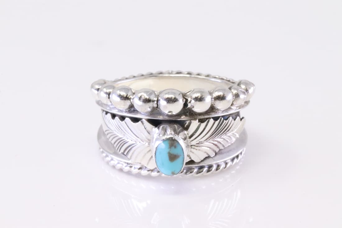 Native America Navajo Sterling Silver Turquoise Ring By Tom Lewis.: This is a Native America Navajo Sterling Silver Turquoise Ring By Tom Lewis. Ring size: 9.25.