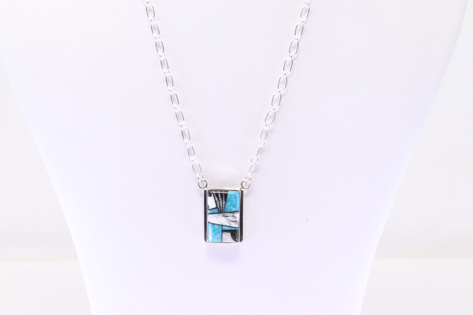 Native American Navajo Sterling Silver Multi-Color Inlay Necklace By Michelle Willie.: This is a Native American Navajo Sterling Silver Multi-Color Inlay Necklace By Michelle Willie. Necklace length: 18.00"