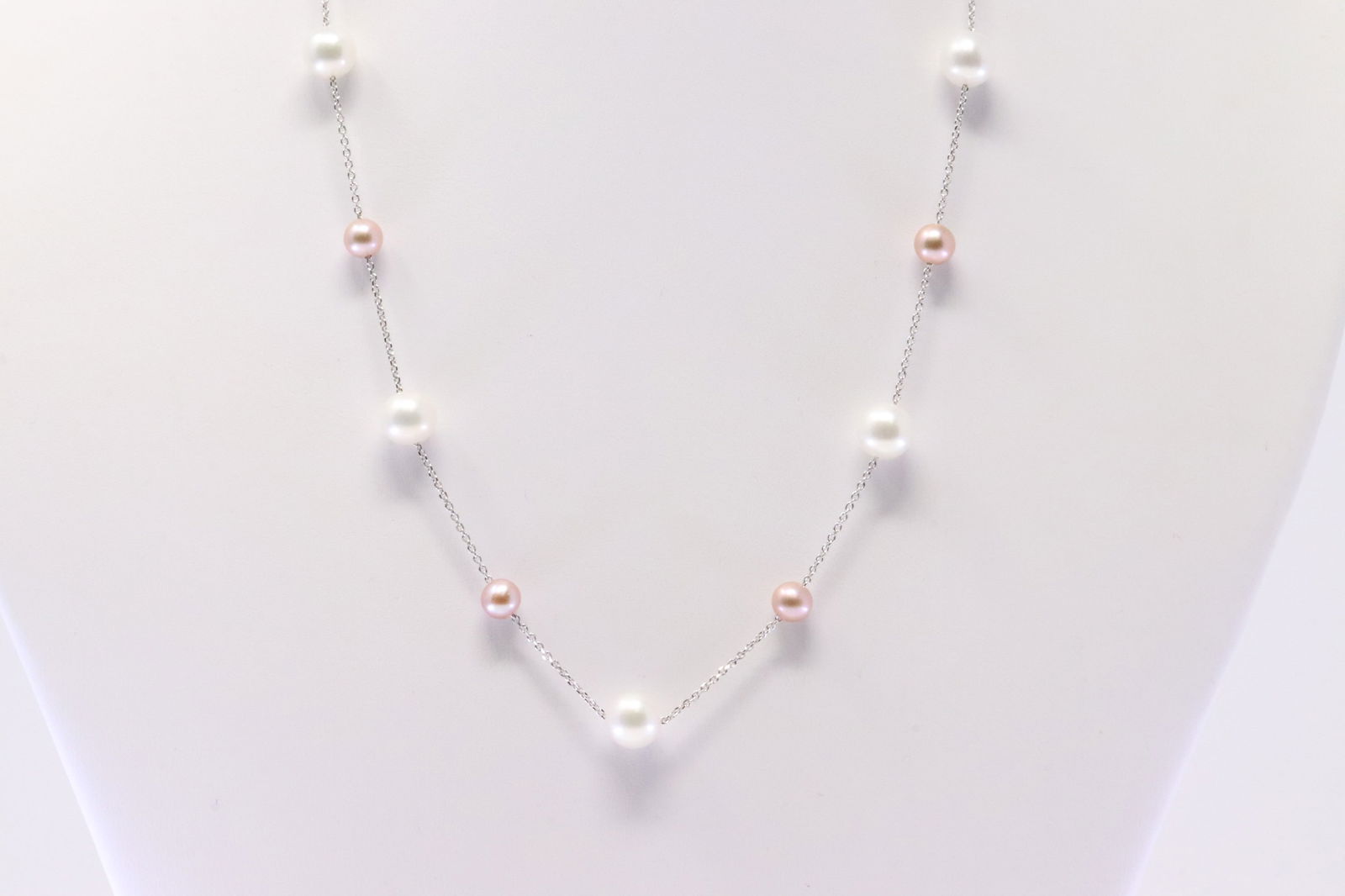Pearl Necklace 14Kt. (1 of 4)