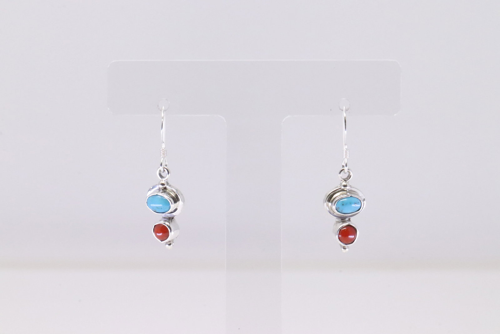 Native America Navajo Sterling Silver Coral & Turquoise Dangling Earring's By Gary Shorty.: This is a Native America Navajo Sterling Silver Coral & Turquoise Dangling Earring's By Gary Shorty.