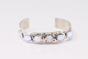Native American Glamorous Vintage Zuni Jet Synthetic Opal Sterling Silver Bracelet Native American Glamorous Vintage Zuni Jet Synthetic Opal Sterling Silver Bracelet