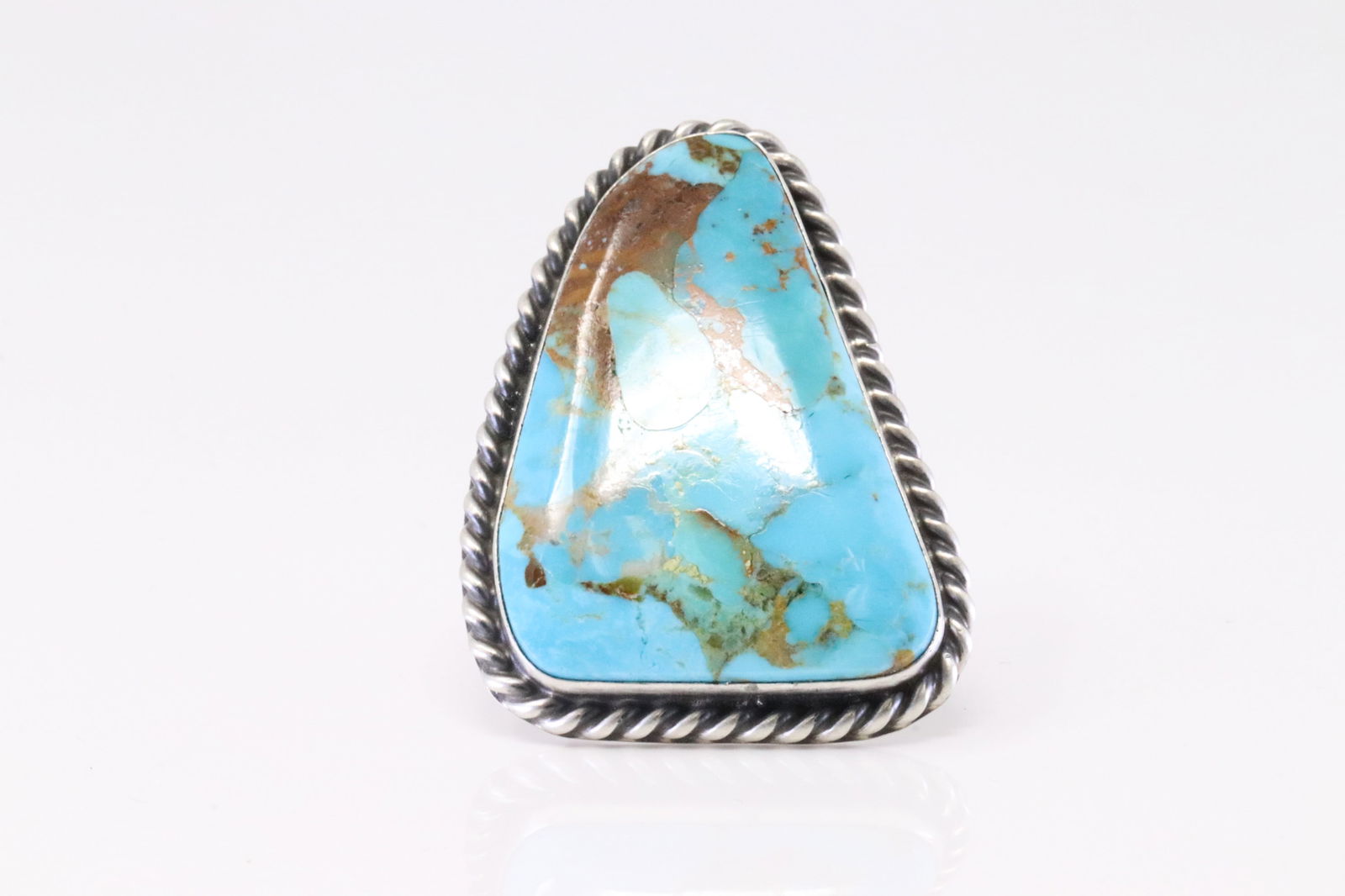 Native America Navajo Sterling Silver Kingman Turquoise Ring By Augustine Largo. (1 of 4)