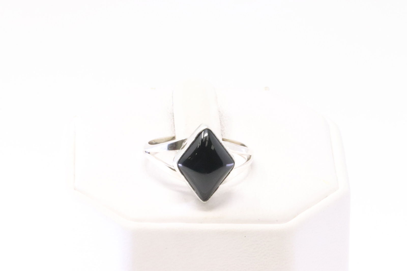 Native America Navajo Sterling Silver Black Onyx Ring By Letricia Largo. (1 of 4)