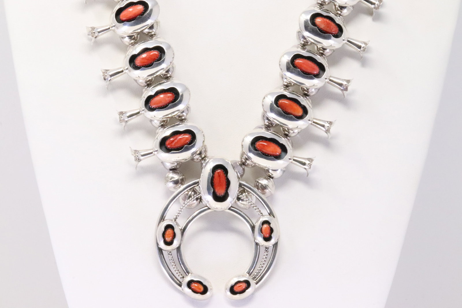Native America Navajo Sterling Silver Coral Squash Blossom Necklace & Earring's Set By L.F.K.: This is a Native America Navajo Sterling Silver Coral Squash Blossom Necklace & Earring's Set By L.F.K. Necklace length: 28.00"