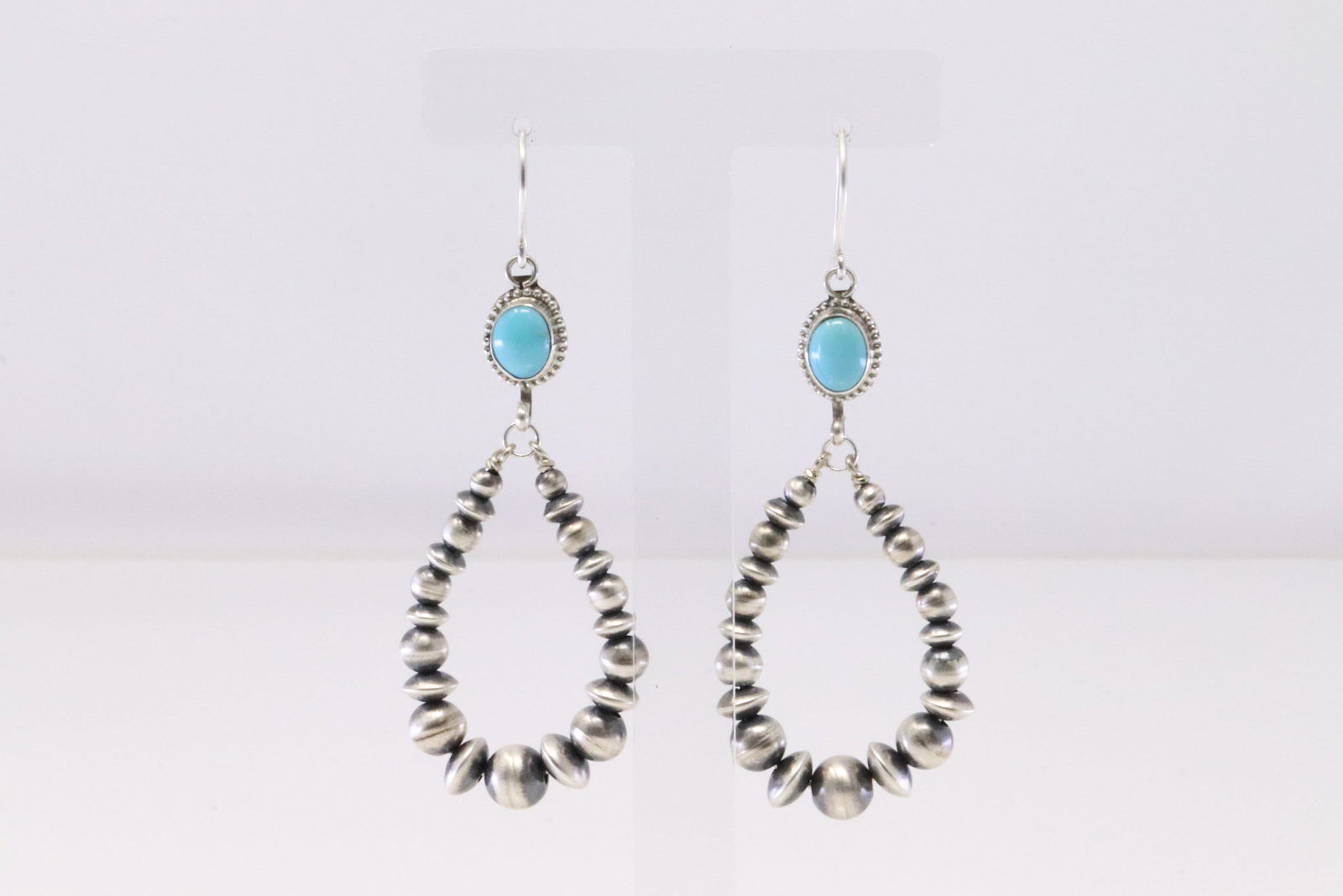 Native America Navajo Sterling Silver Turquoise / Pearl Beaded Dangling Earring's By Grace Kenneth.: This is a Native America Navajo Sterling Silver Turquoise / Pearl Beaded Dangling Earring's By Grace Kenneth.