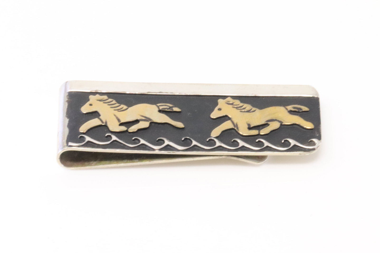 Native America Navajo Sterling Silver Horse Design Money Clip By T&R Singer.: This is a Native America Navajo Sterling Silver Horse Design Money Clip By T&R Singer.