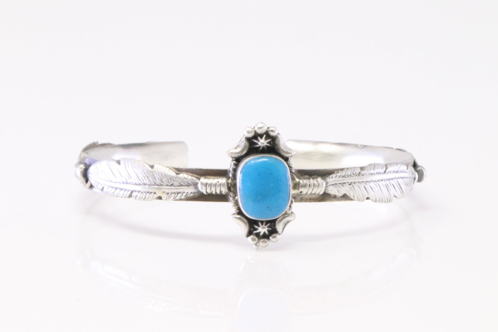 Native America Navajo Sterling Silver Turquoise Bracelet Cuff By Bobby Platero.: This is a Native America Navajo Sterling Silver Turquoise Bracelet Cuff By Bobby Platero.