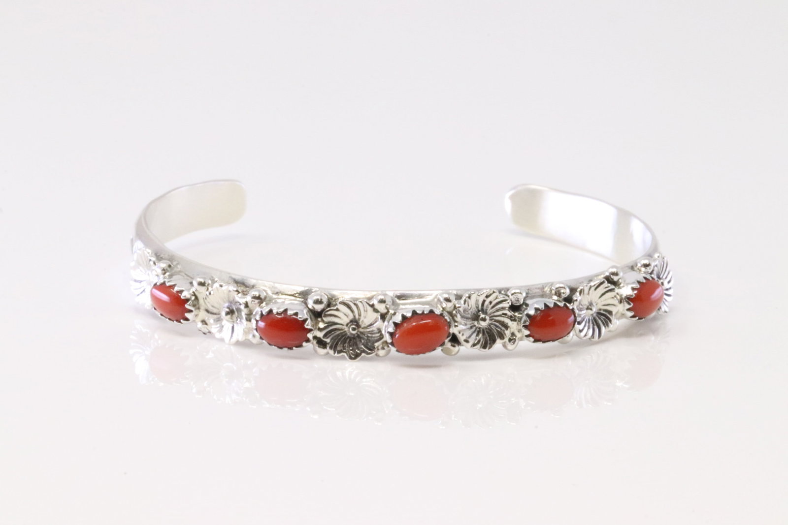 Native America Navajo Sterling Silver Coral Floral Bracelet Cuff By Harris Largo.: This is a Native America Navajo Sterling Silver Coral Floral Bracelet Cuff By Harris Largo.