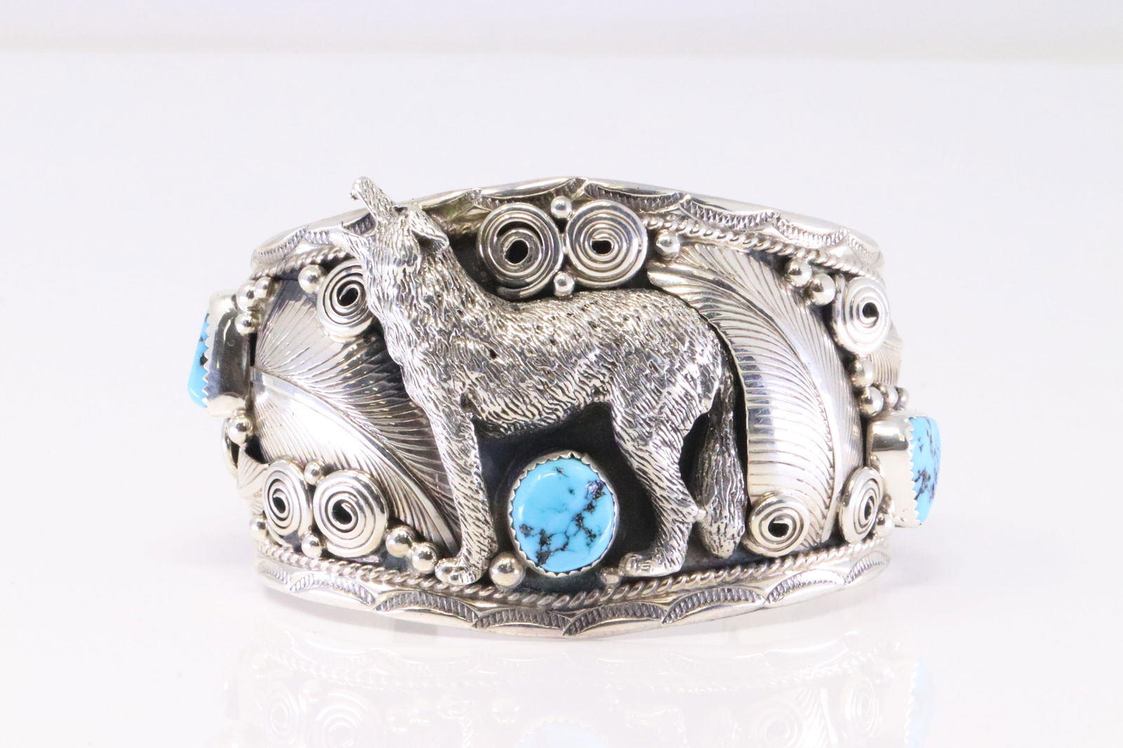 Native America Navajo Sterling Silver Turquoise Casted Wolf Bracelet Cuff By Darrell Morgan. (1 of 4)
