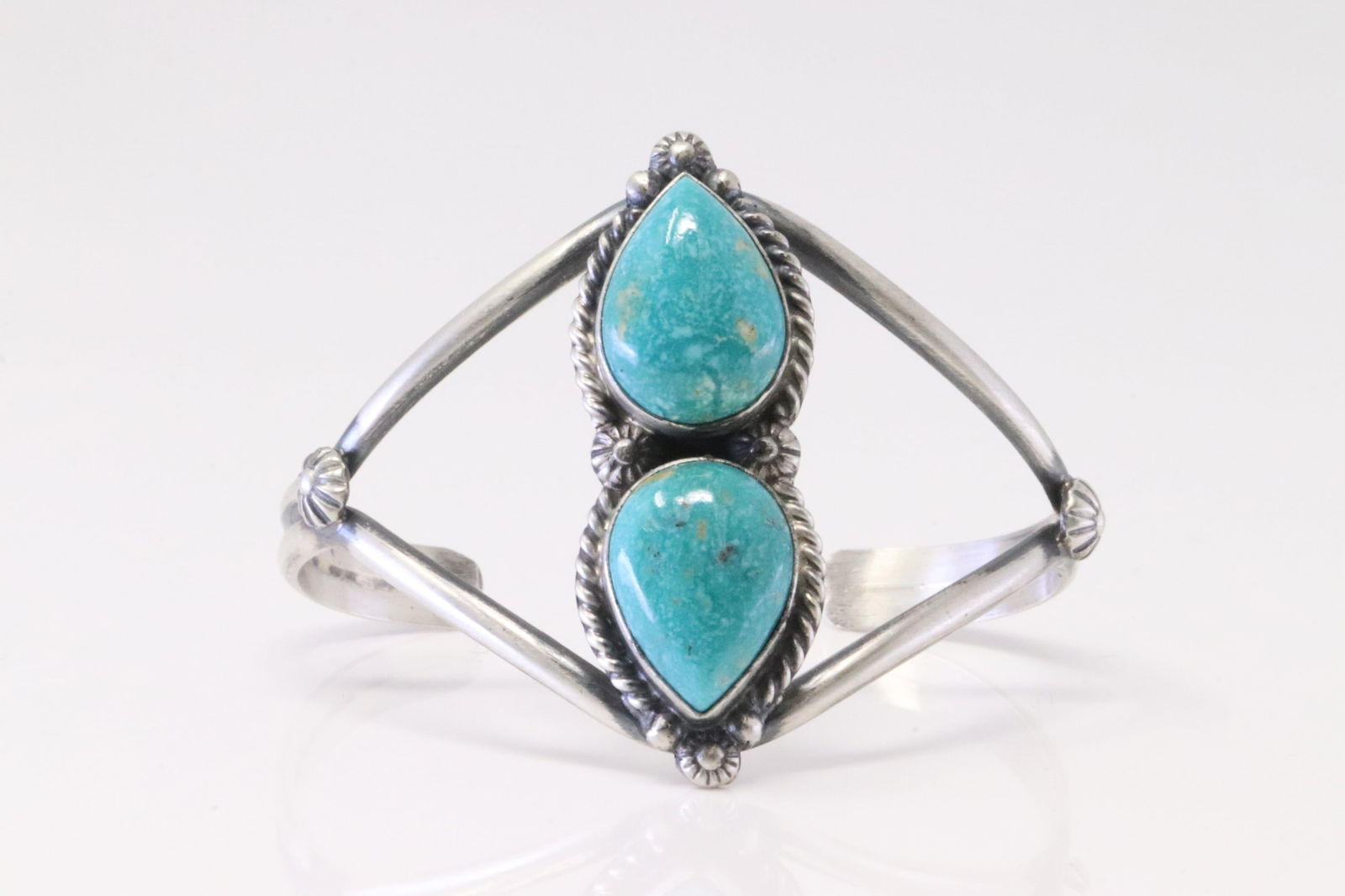 Native America Navajo Sterling Silver Turquoise Bracelet Cuff By By Robert Shakey. (1 of 4)