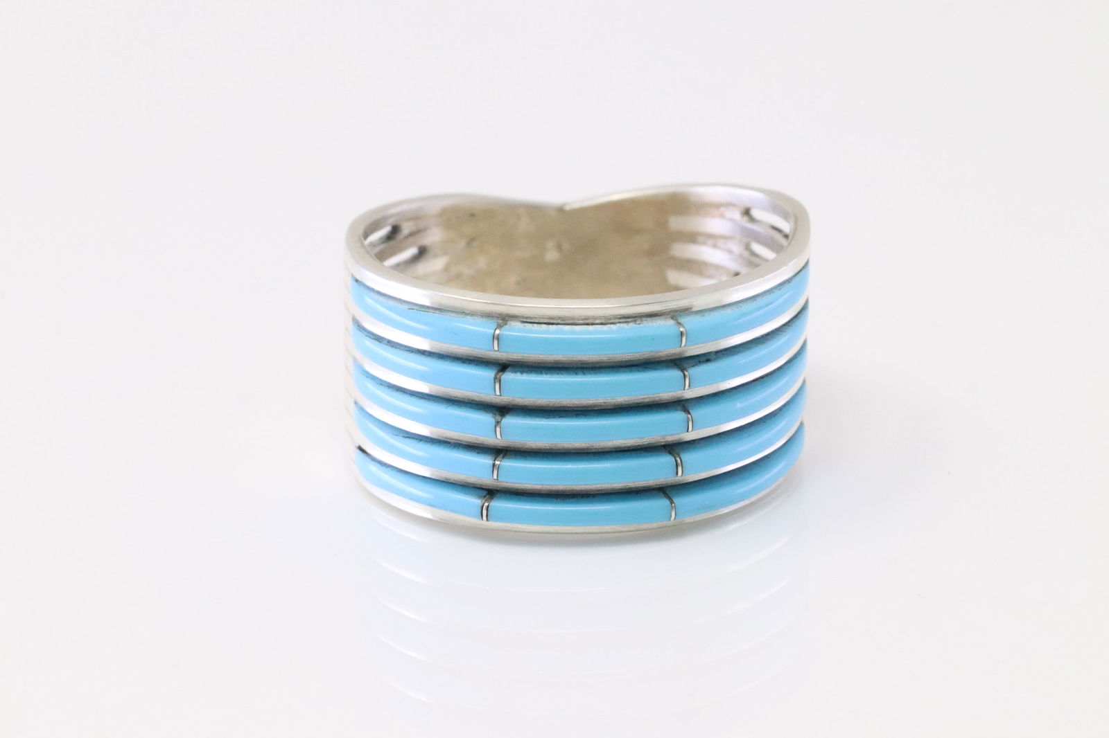 Native America Navajo Sterling Silver Turquoise Inlay Ring. (1 of 4)