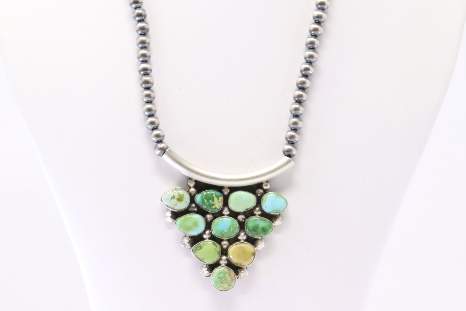 Native America Navajo Sterling Silver Sonora Gold Turquoise Necklace By Tom Lewis.: This is a Native America Navajo Sterling Silver Sonora Gold Turquoise Necklace By Tom Lewis. 16.00"