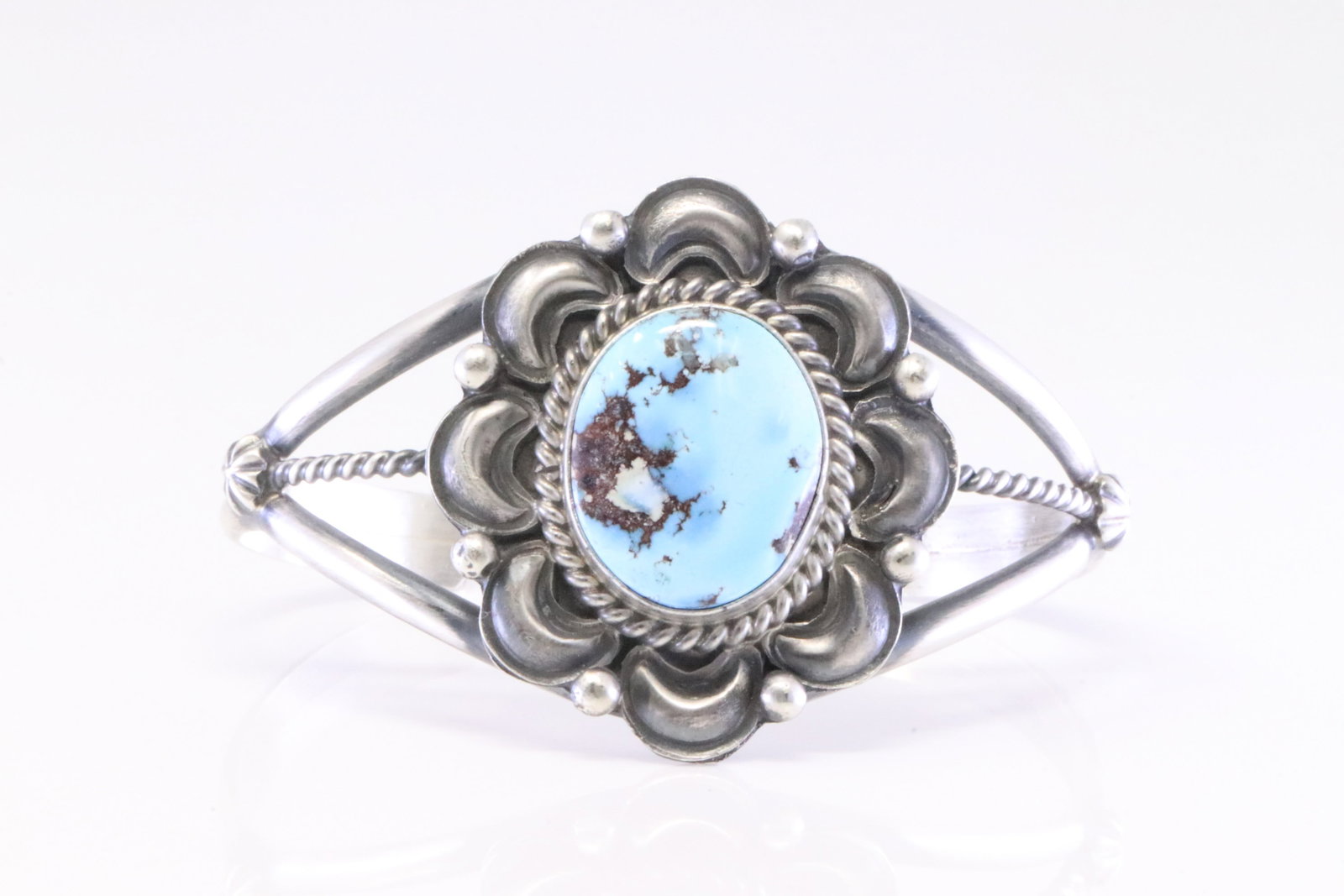 Native America Navajo Sterling Silver Golden Hills Turquoise Bracelet Cuff By Ray Delgarito.: This is a Native America Navajo Sterling Silver Golden Hills Turquoise Bracelet Cuff By Ray Delgarito.