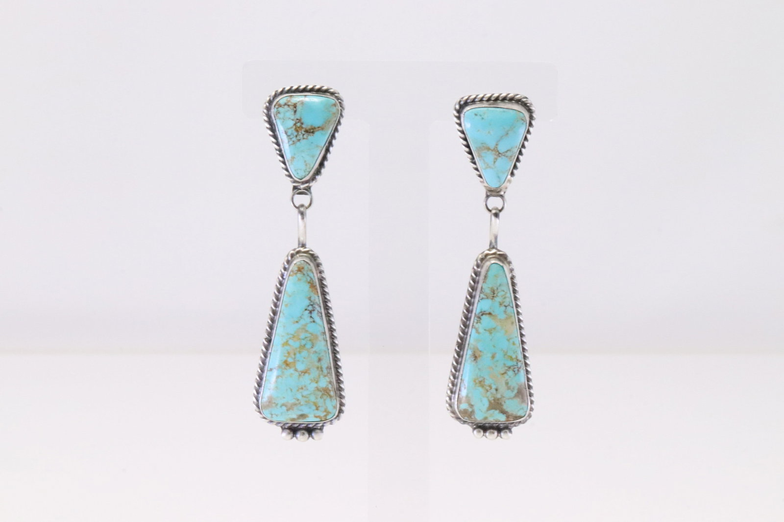 Native America Navajo Sterling Silver Kingman Turquoise Post / Dangling Earring's By Judith Dixon.: This is a Native America Navajo Sterling Silver Kingman Turquoise Post / Dangling Earring's By Judith Dixon.