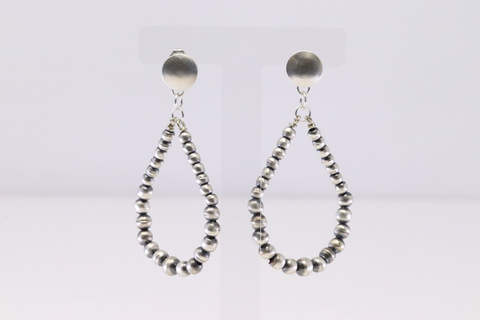 Native American Navajo Sterling Silver Pearl Beaded Post / Dangling Earring's By Amanda Larry.: This is a Native American Navajo Sterling Silver Pearl Beaded Post / Dangling Earring's By Amanda Larry.