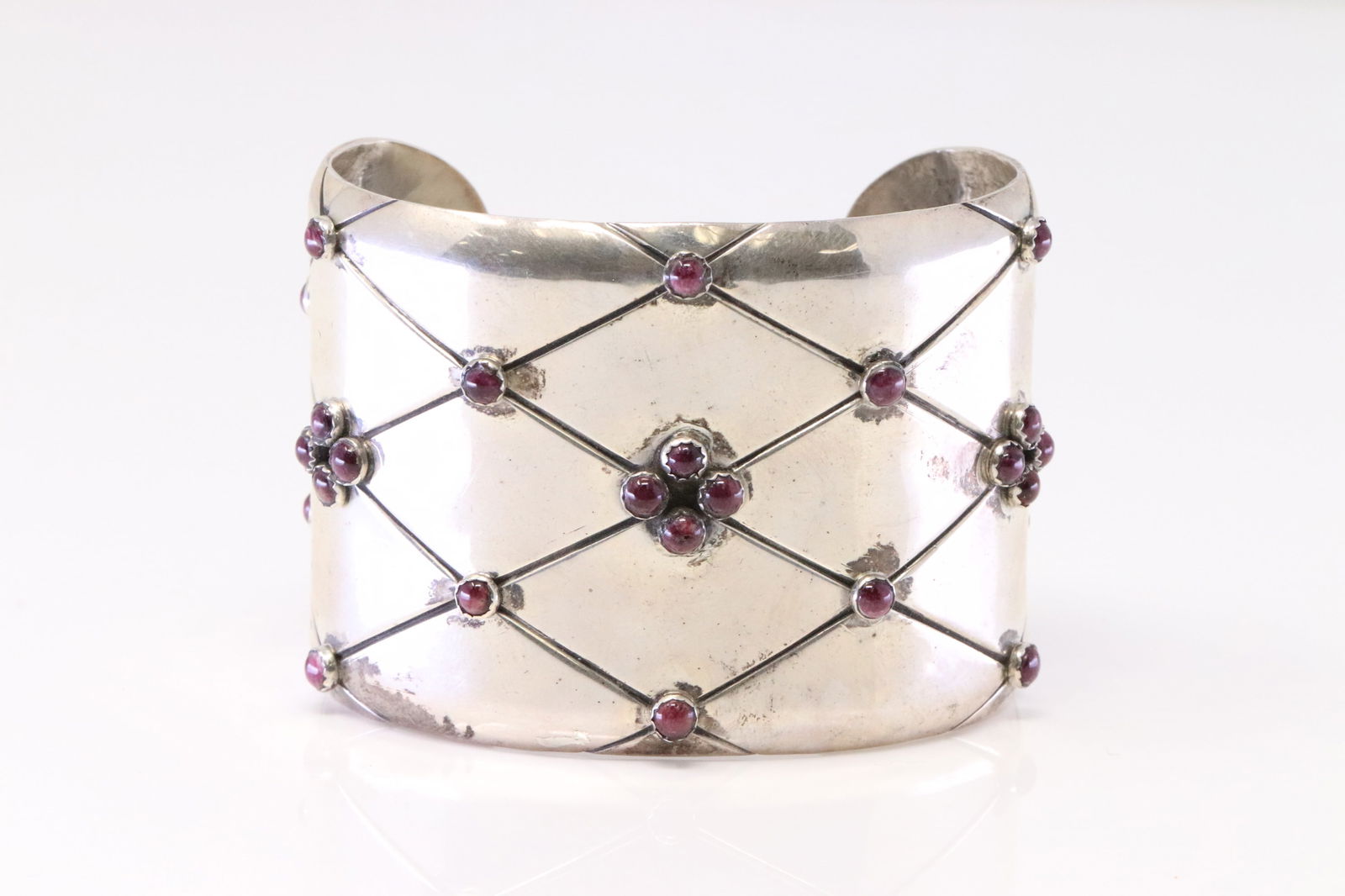 Native America Navajo Sterling Silver Purple Spiny Oyster Bracelet By Russell Sam. (1 of 5)