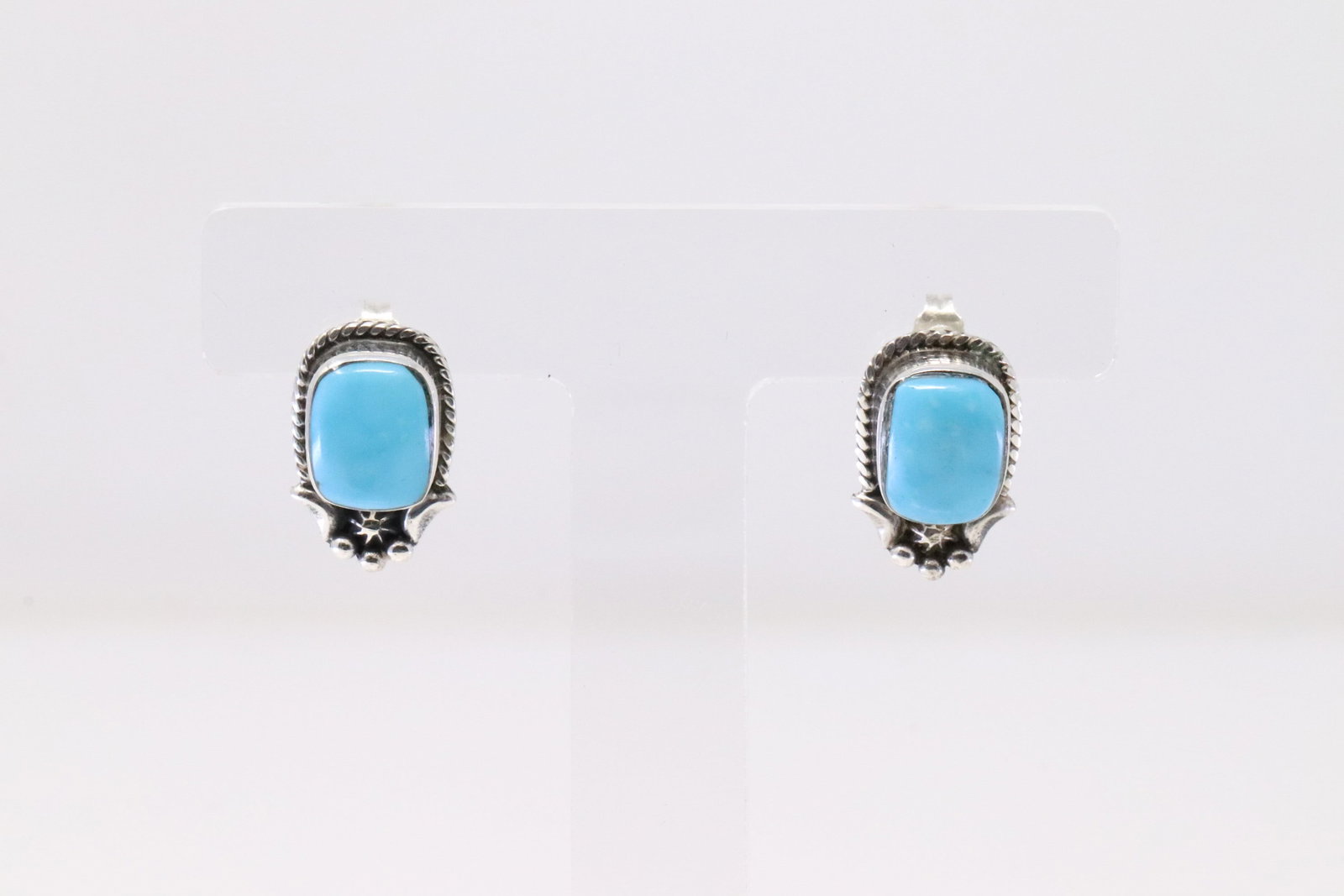 Native America Navajo Sterling Silver Turquoise Post Earring's By Etta Larry.: This is a Native America Navajo Sterling Silver Turquoise Post Earring's By Etta Larry.