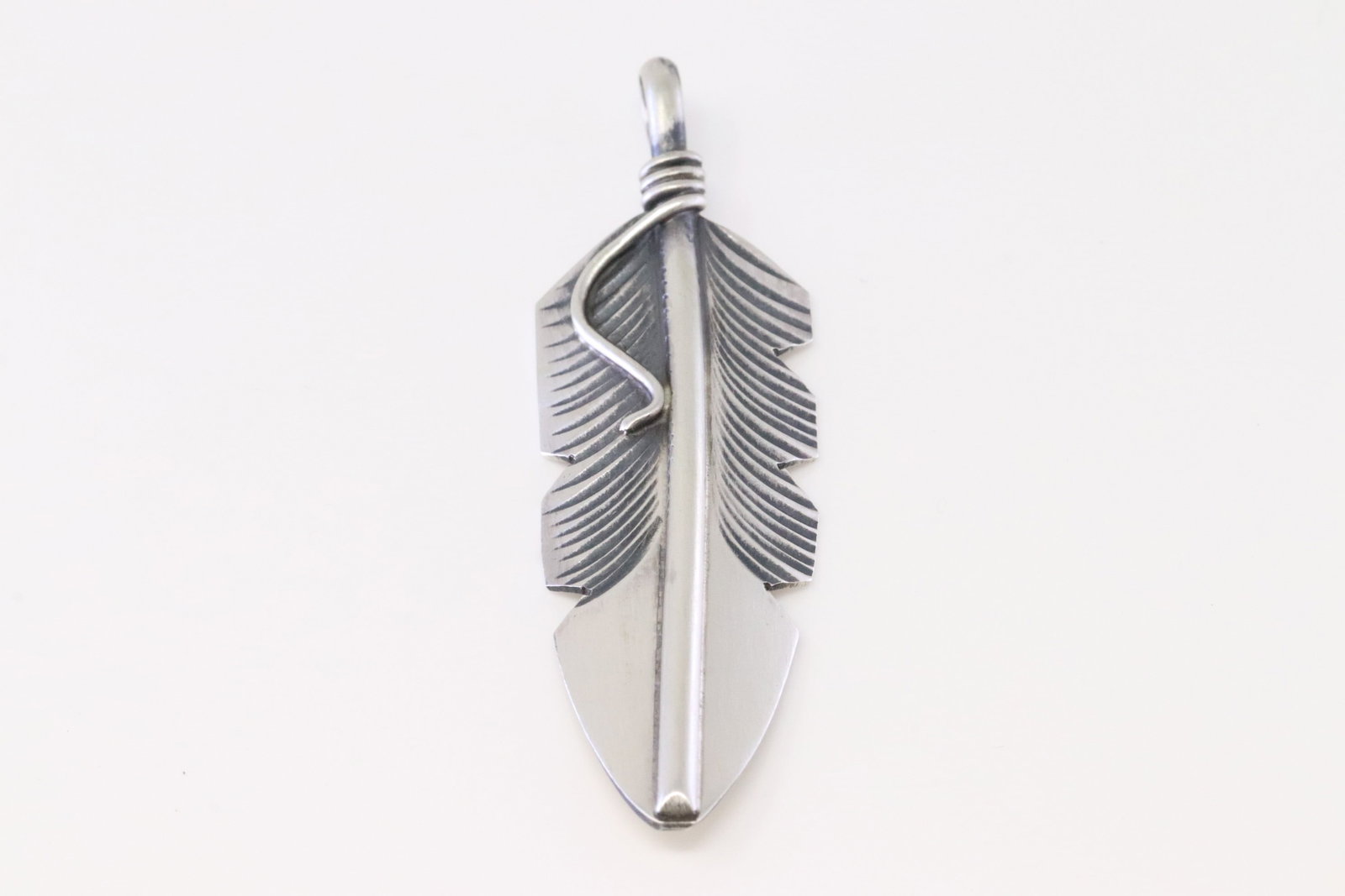 Native America Navajo Sterling Silver Feather Pendant By Chris Charley. (1 of 3)