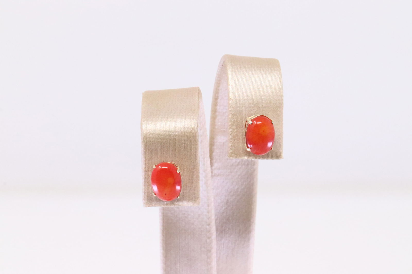 Coral Stud Earring 14Kt.: Ladies 14Kt Yellow Gold Coral Stud Earring. Earring's has 2 Coral Gemstone. Coral Measure: 8x6 mm.